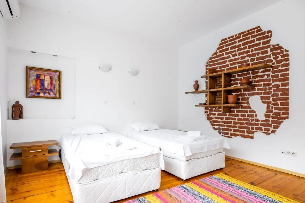 Appartamento Sofia'S Vintage Gem: Spacious 2Bd Flat On Solunska  Sofia